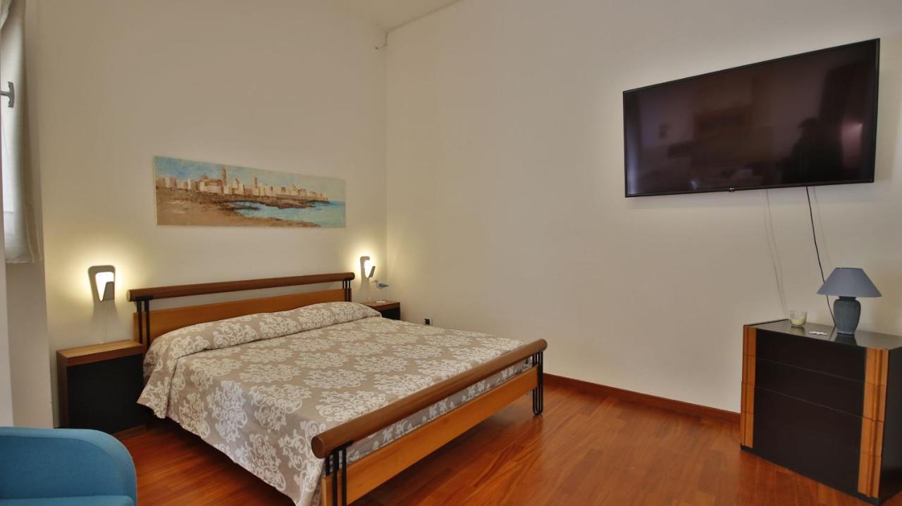 Casa Levante A 75 Mt Dalla Spiaggia Monopoli Buitenkant foto