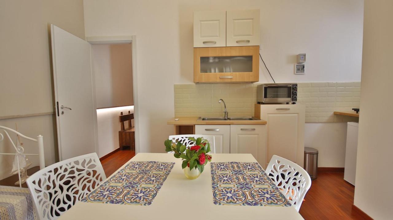 Casa Levante A 75 Mt Dalla Spiaggia Monopoli Buitenkant foto