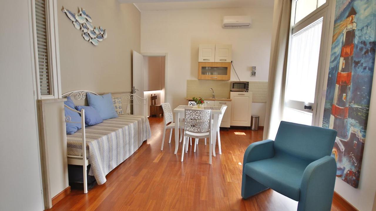 Casa Levante A 75 Mt Dalla Spiaggia Monopoli Buitenkant foto
